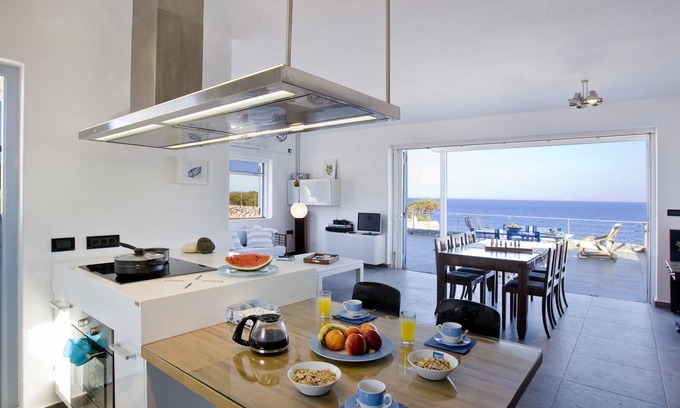 Moutsouna House | Naxos Beachfront House Thesseus