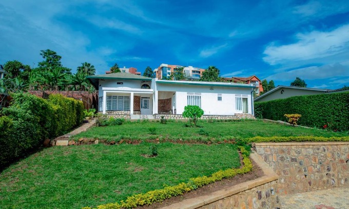 Remera House | Nazareth Guest House