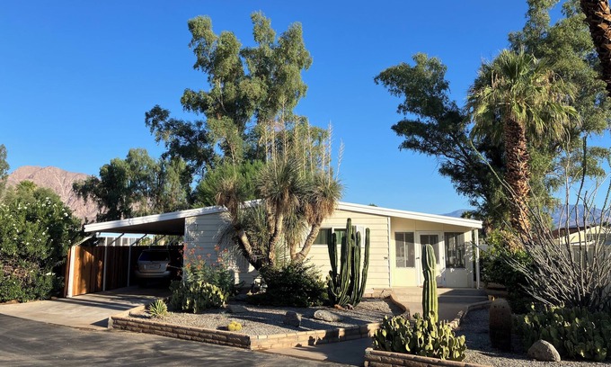 Borrego Springs House | nDesert Escape: 2BR/2BA at Roadrunner Golf and Country Club. Golf cart included!