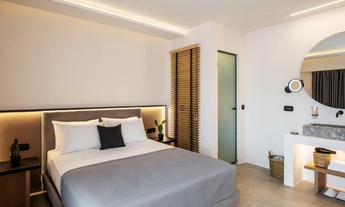 Skiathos Apartment | Neapolis 21 Suites, Premium Key Collection