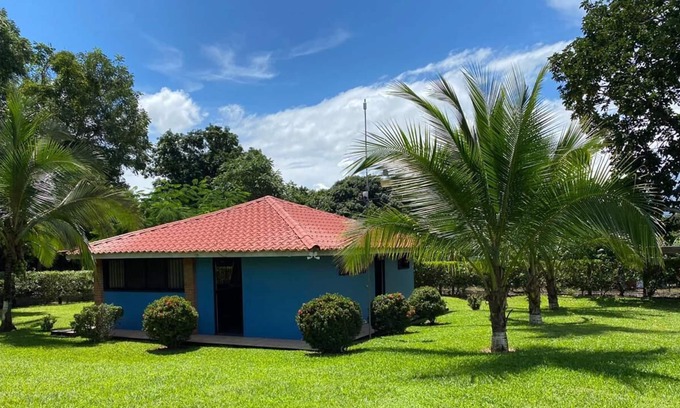 Hacienda Vieja House | Near Beaches of Central Pacifid
