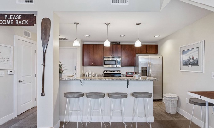 Grand Haven Condo | NEAR DOWNTOWN 2BR BOTH PRIVATE BATH RMS,+LOFT sleeps 6. Private Balconies.