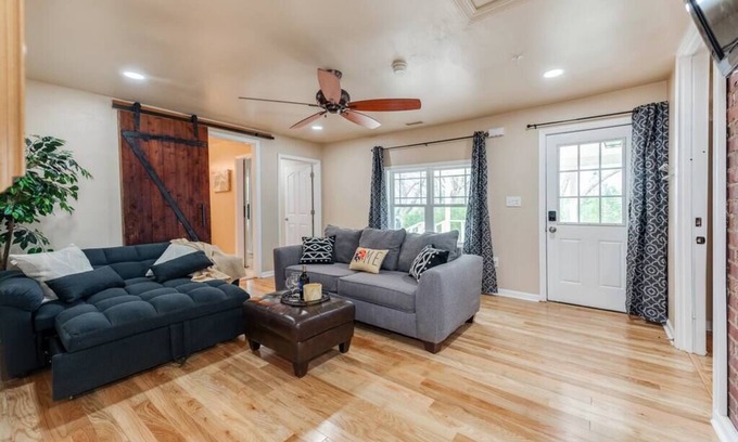 Waxhaw House | Near Downtown Waxhaw Mellow Yellow Suite A