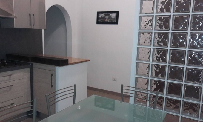 Prato House | NEAR FLORENCE ELEGANT APARTMENT 4 ROOMS 6 people