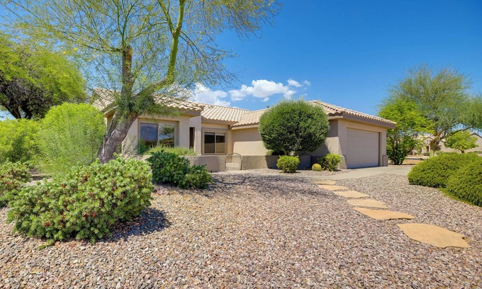 Surprise House | Near Golf: Inviting Surprise Home w/Covered Patio