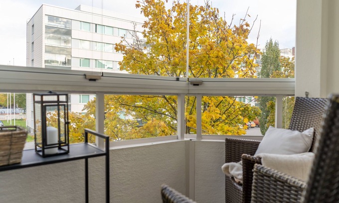 Tampere Apartment | Near Hämeenpuisto with Private Sauna