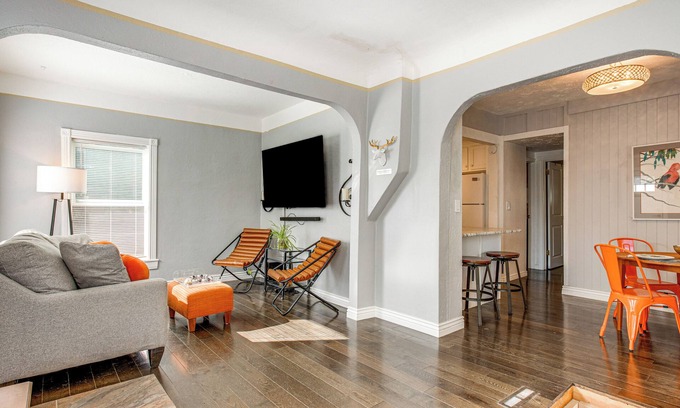 Englewood House | Near Hospitals & Red Rocks: Dog-Friendly Home!