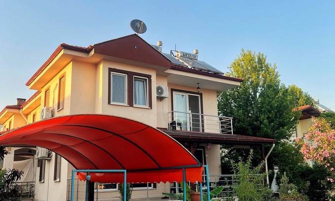 Koycegiz Villa | Near Lake 3-bedroom villa with WiFi and AC in Köyceğiz,Turkey