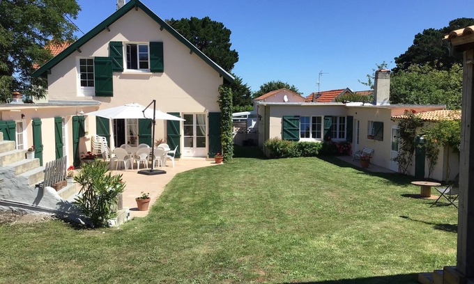 Le Cormier House | Near Pornic large villa 150 m from the beach, with heated outdoor pool