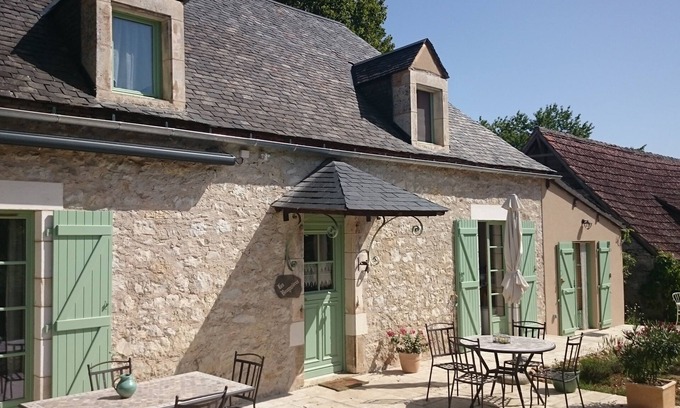 Creysse House | Near Rocamadour, quiet, lotoise stone house, 3 stars