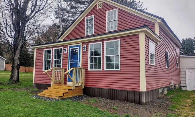 Woodland House | Near snowsled/ATV trail (ITS 88)nNewly renovated home - Colby Siding, Maine