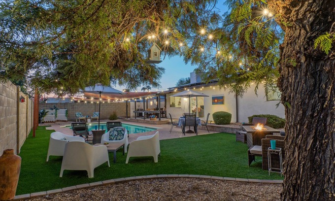 Norma Estates House | Near Trails & Golf, Htd Pool, Tbl Fire Pit, GOLF CLUBS, Poker Table, TVs All BRs