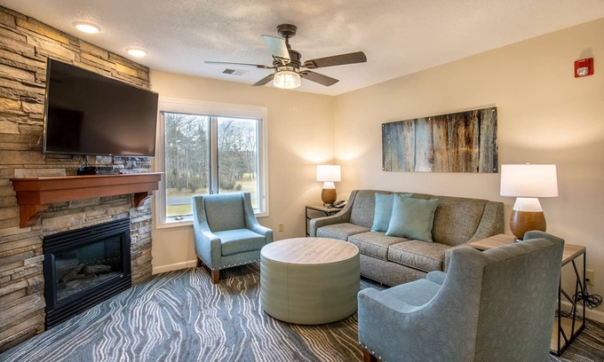 McGaheysville Condo | Nearby Golf, Resort Amenities, Full Kitchen!