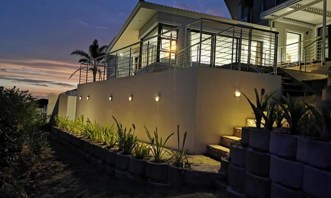 Herolds Bay House | Nearby Herolds Bay Self-Catering Guest House