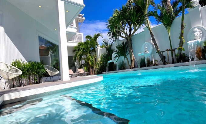 South Pattaya Villa | NEBULAND Luxury Pool Villa Pattaya