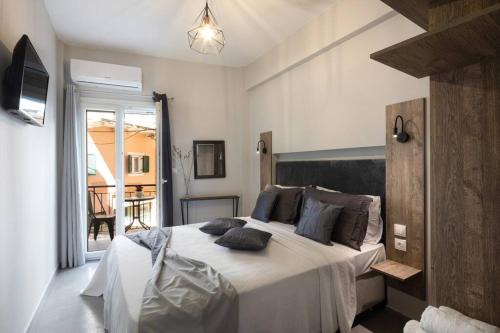 Old Town Apartment | Nefeli boutique city Suite