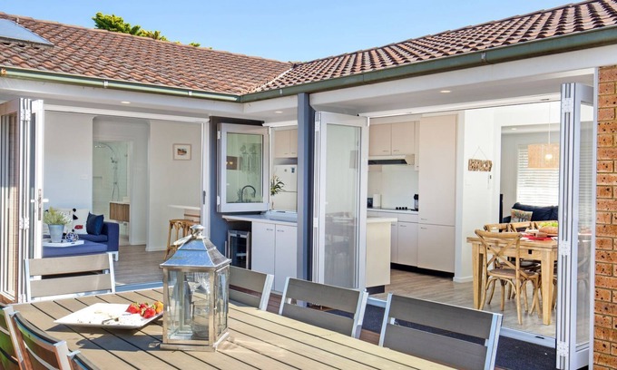 Vincentia House | Nelson's Nook Vincentia by Latitude South Coast