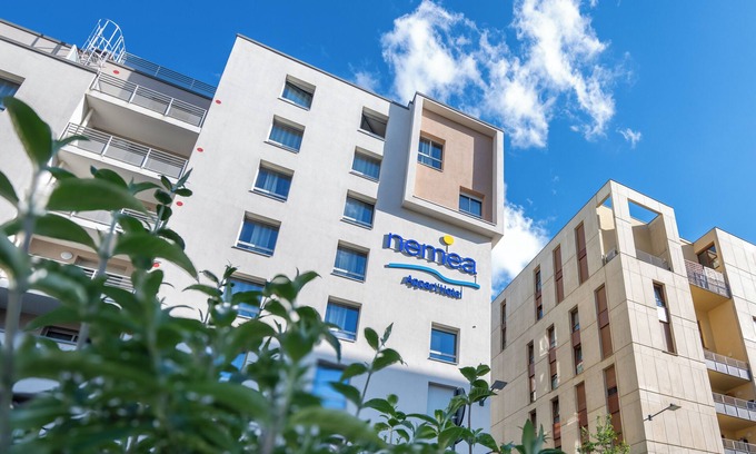 Saint Nicolas - Charles III - Ville vieille - Trois Maisons - Leopold Apartment | Nemea Appart Hotel Grand Cœur Nancy Centre