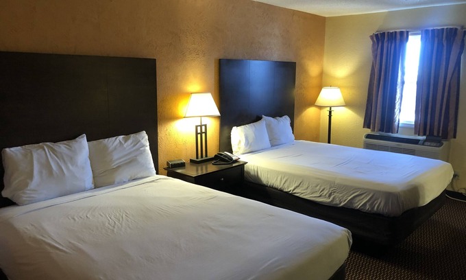 Dodge City Hotel | Nendels Inn & Suites
