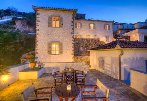 idhra House | Nereids Guesthouse