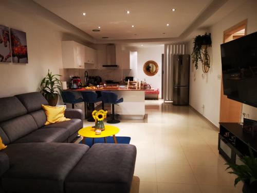 Germasogeia Apartment | Nestia Apartment