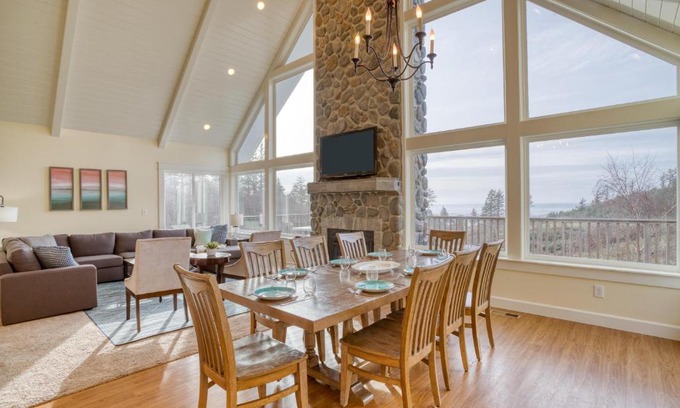 Netarts House | Netarts Coastal Retreat - Meredith Lodging