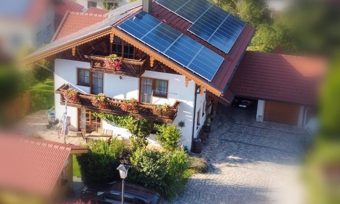 Kienberg Apartment | NEU! Ferienwohnung Steffi nahe Chiemsee