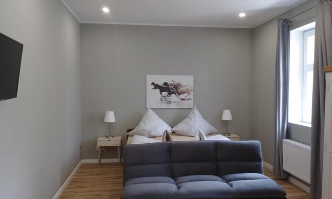Muritz Apartment | Neu möbliertes 1 - Zimmerapartment mitten in der Natur