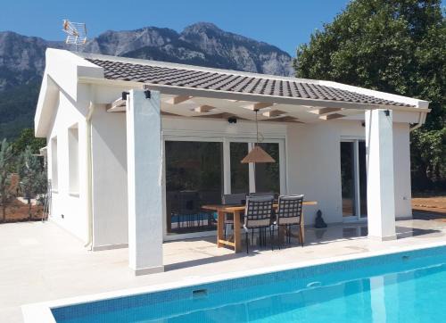 Skala Potamias House | Neues Ferienhaus In Thasos Mit Großer Terrasse