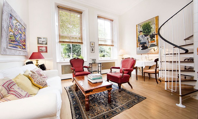 Earl's Court Apartment | NEVERN SQUARE, KENSINGTON - Sunny 1 Bed, 1 bath apartment with communal garden