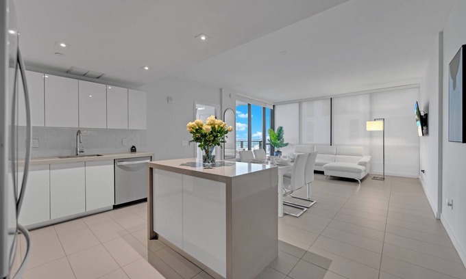 Overtown Apartment | NEW 2 full bedroom 2 full bathrooms in Downtown Miami ,8min from the beach