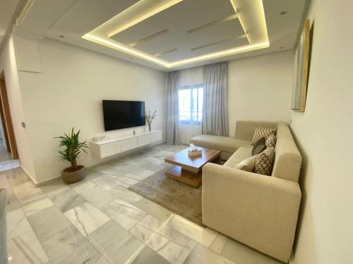 Quartier Mozart Apartment | New 2024 Apartment - Malls, Beach & Train Station - Families Only