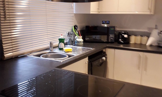 North Hykeham House | NEW 2BD Detached House in the Heart of Lincoln