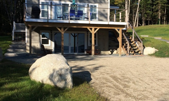 Blue Hill House | New 3 Bedroom Ensuite Beach Cottage
