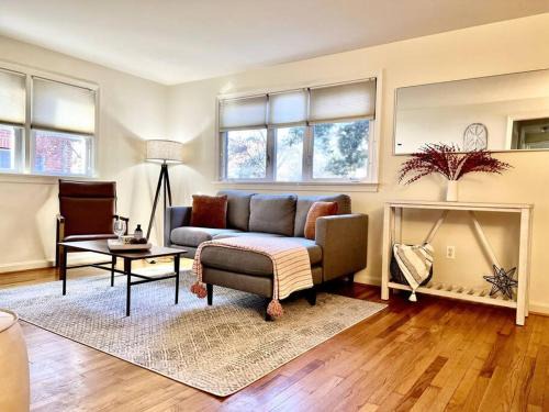 Aurora Highlands Apartment | NEW 3 BRD Modern Urban Gateway