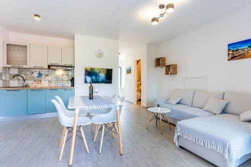 Cres Apartment | New 4 star apartment M&A in town Cres