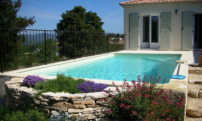 Barjac Villa | New air-conditioned house, swimming pool, WiFi, exceptional view of the Cévennes.