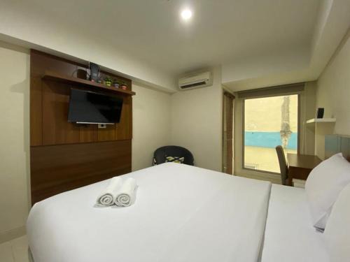 Semarang Apartment | New and Homey Studio Apartment at Warhol (W/R) Residence By Travelio