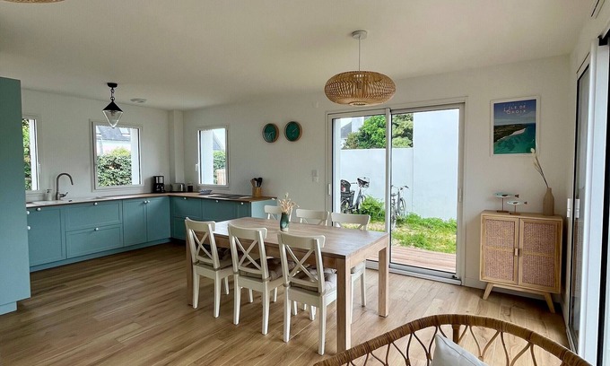 Groix House | New and Spacious House Near Port Tudy