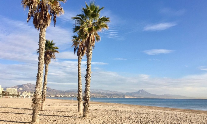 Playa de San Juan Apartment | New apartment in San Juan Playa, Alicante Wi-fi, air conditioning, smart tv