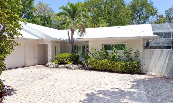 Islamorada House | New Bay Hammock Vacation Rental!