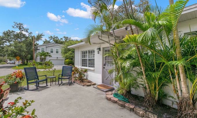 Palma Ceia House | NEW! Bayside Breeze - Charming Apt Near Bayshore