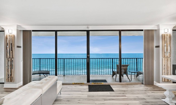 West Panama City Beach Condo | NEW Beachfront 😎GLASS+VIEW in 2MASTER Suites+BUNK ROOM*FREE BeachChairs804E