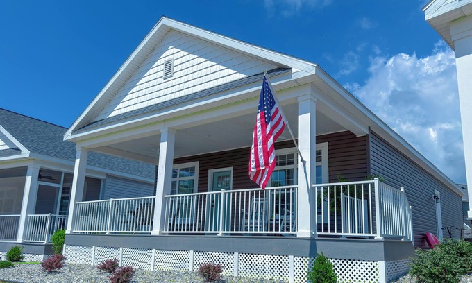 Marblehead House | NEW! Best View in Waterview at Bay Point