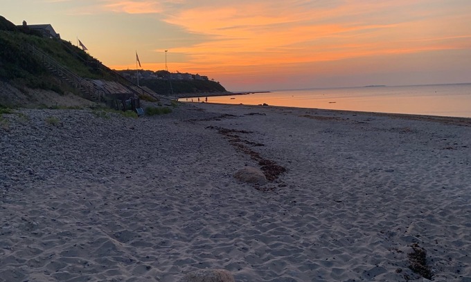 Plymouth House | NEW- Boardwalk Beach Rental-Steps to private beach in Manomet, MASS