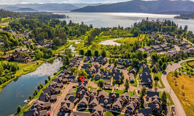 Dover Bay House | NEW: Boat on Lake Pend Oreille & Ski at Schweitzer