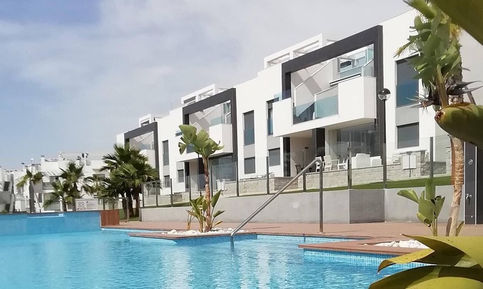 Los Altos Apartment | new-build apartment oasis beach 9, la casa irones