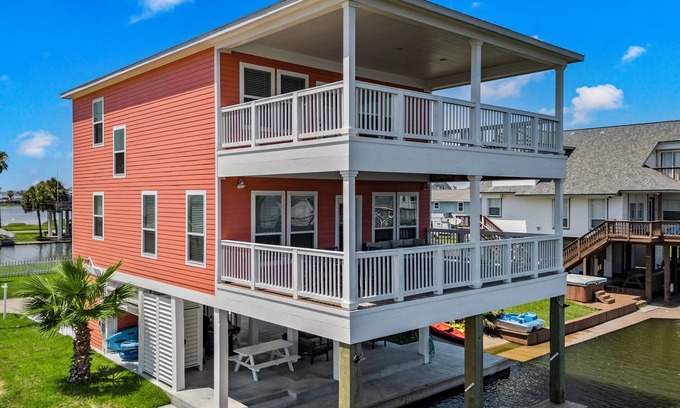Jamaica Beach House | New Build! Paddleboard, Kayak, Fishing, Beach, Outdoor Living, Sunset Views!