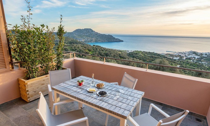 Mirthios Apartment | New built 80sqm apart 15 min walk from beach private terrace PANORAMIC seaview