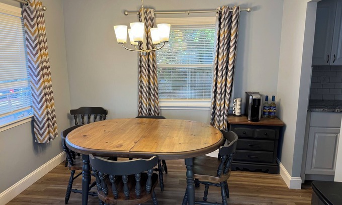 New Castle House | New Castle vacation home 10 minutes from Christiana Mall